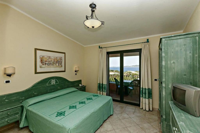 Bedroom 3, Hotel Baia Aranzos, Olbia-Tempio