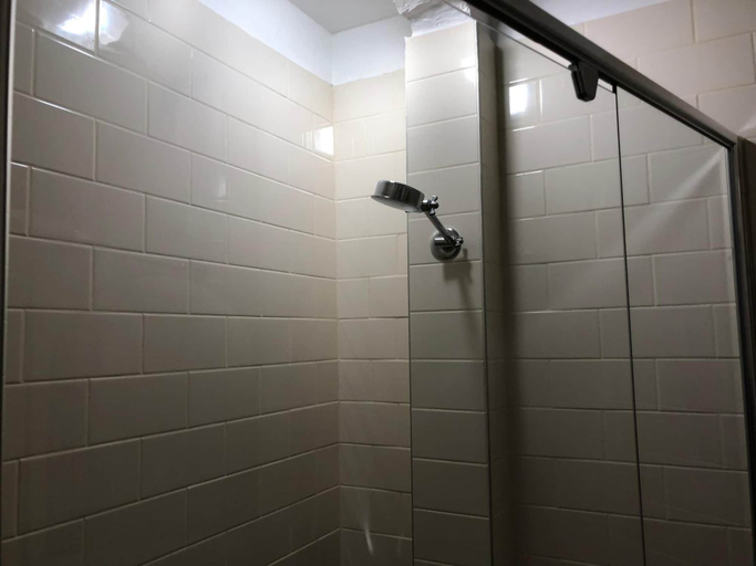 Bathroom 3, Northlodge Central City Apartments, Perth