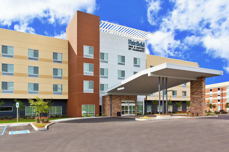 Exterior & Views 2, Fairfield Inn & Suites by Marriott Birmingham Colonnade, Jefferson