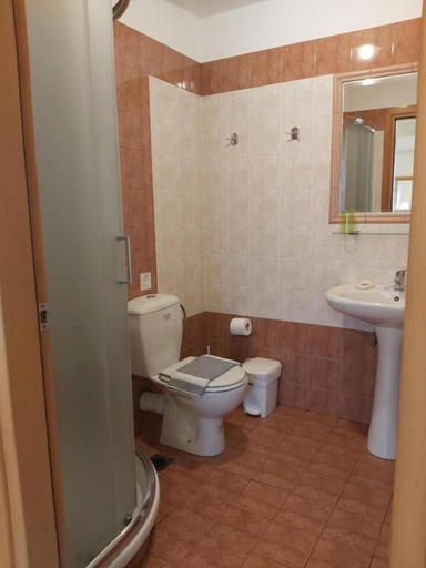 Bathroom 5, Evagellina, Crete