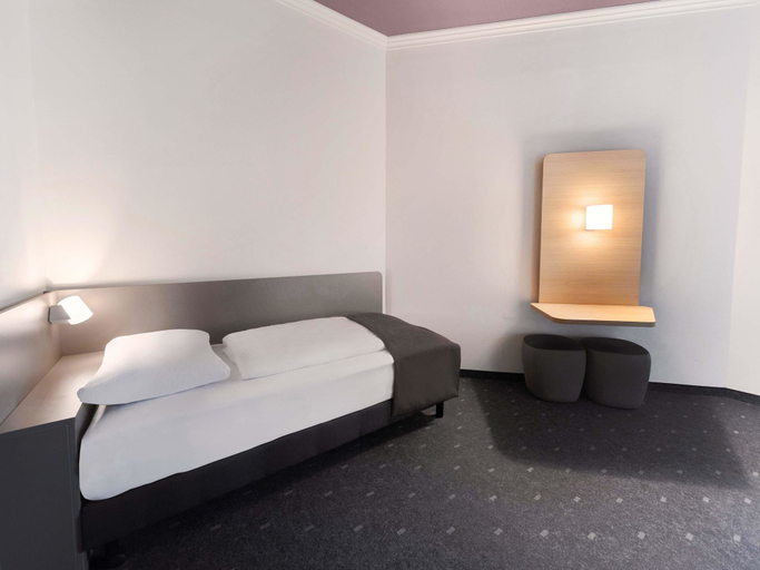 Bedroom 3, B&B HOTEL Gera, Gera