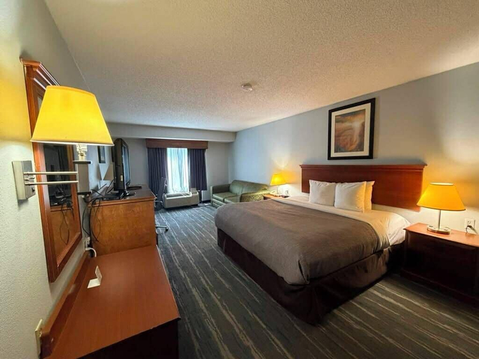 Bedroom 3, Baymont by Wyndham Memphis I-40, Shelby