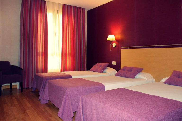 Bedroom 3, Hotel Equo Aranjuez, Madrid