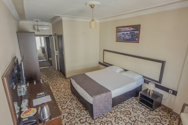 Bedroom 3, Teona Hotel, Izmit