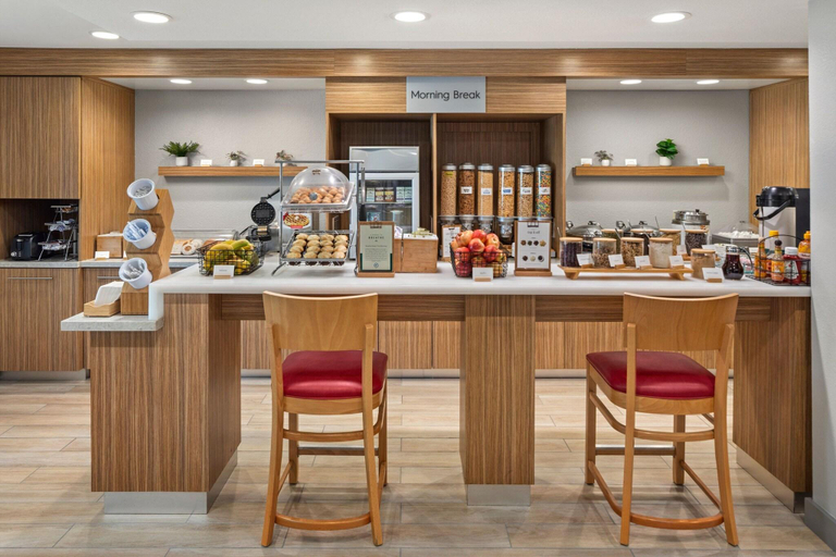 Food & Drinks 5, TownePlace Suites Chicago Lombard, Dupage