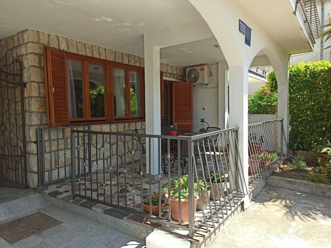 Terrace/patio, Apartmani Rogica, Crikvenica