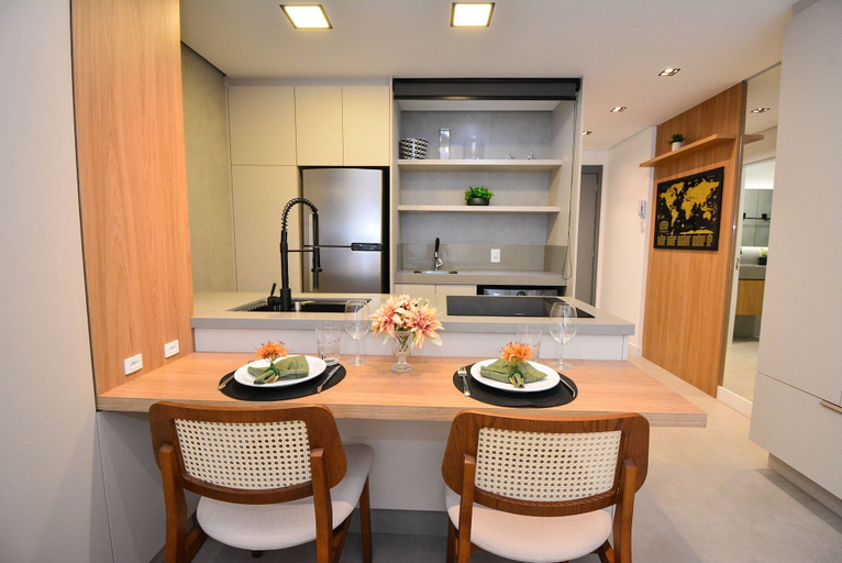 Dining 3, Elegante Studio frente a UFSC e HU -201R, Florianopolis