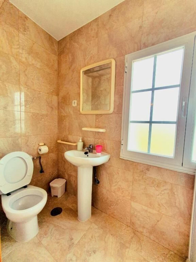 Bathroom 5, Hostal Cachiño, A Coruña
