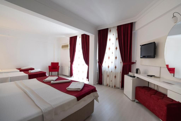 Bedroom 4, Ayapam Hotel, Akköy