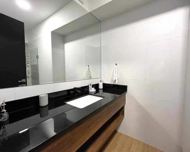 Bathroom 4, Aparts4Days Executive Apartment San Isidro Business, Lima