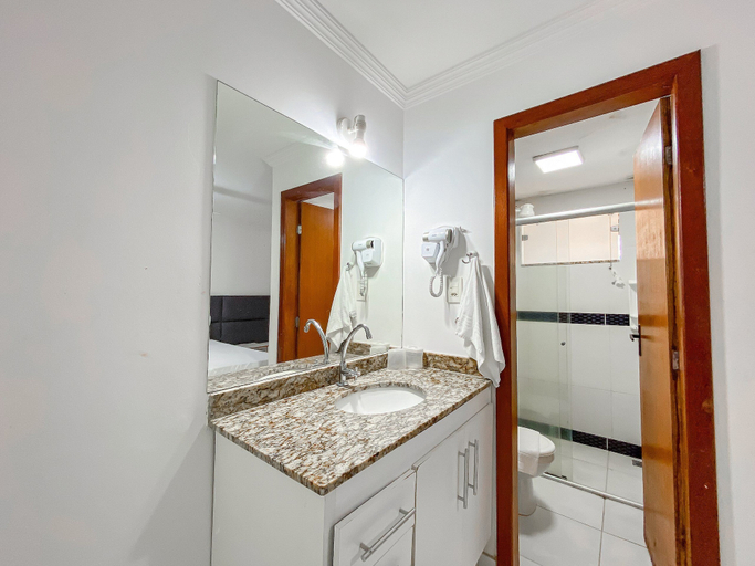 Bathroom 2, Residencial Mont Sião 1 e 2, Porto Seguro
