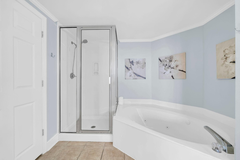 Bathroom 4, Majestic Beach Towers 1-1302, Bay