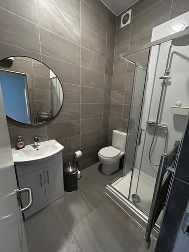 Bathroom 5, GREENCITY ACCOMMODATION, Dublin