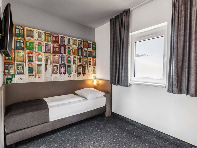 Bedroom 2, B&B HOTEL Lübeck-Hbf, Lübeck