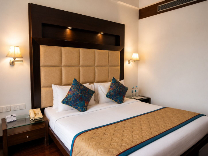 Bedroom 3, Bel-La Monde Hotel NH8 at 6km from IGI Airport Delhi, Delhi