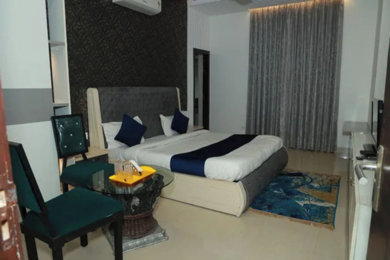 Room 5, Fabhotel Aravali Residency, Gurgaon