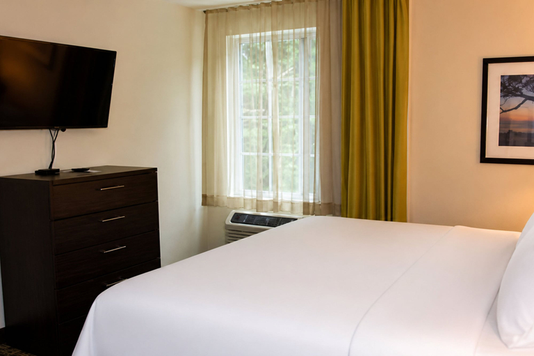 Bedroom 5, Candlewood Suites PEARL, Rankin