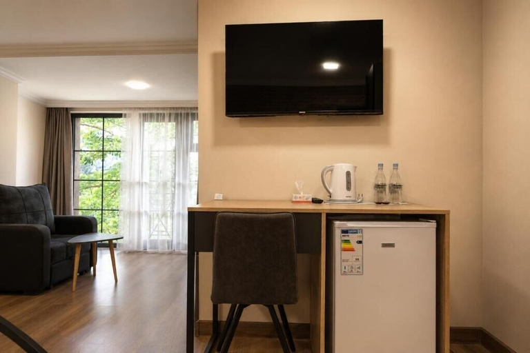 Others 4, Madin Eco Hotel