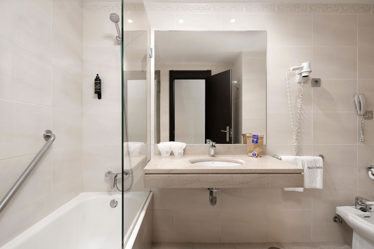 Bathroom 5, Hotel HCC Regente, Barcelona