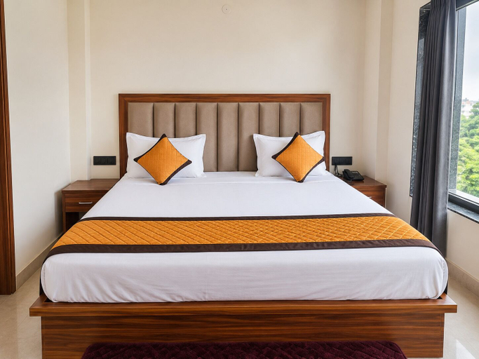 Room 2, SHRI HARIVANSH DHAM, Mathura