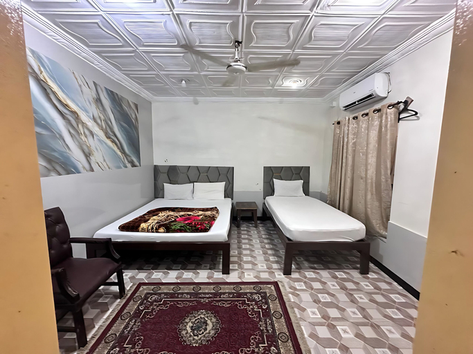 Room 5, Qaya Guest House, Islamabad