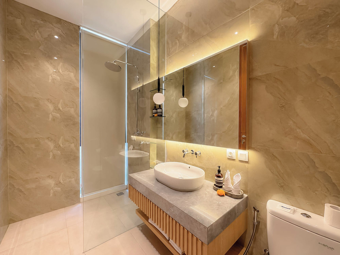 Bathroom 4, Alaya Villa Seminyak by Nagisa Bali, Badung