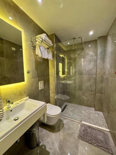 Bathroom 3, Henry Resort And Spa, Kavajës