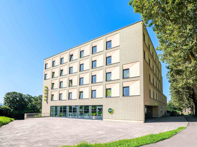 Exterior & Views 2, B&B Hotel Karlsruhe, Karlsruhe