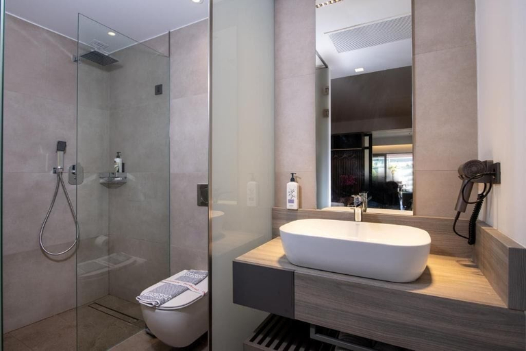 Bathroom 4, Creta Palm Hotel, Crete