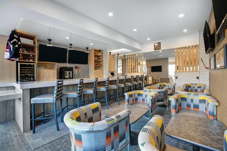 Food & Drinks 5, Towneplace Suites By Marriott Phoenix Glendale Spo, Maricopa