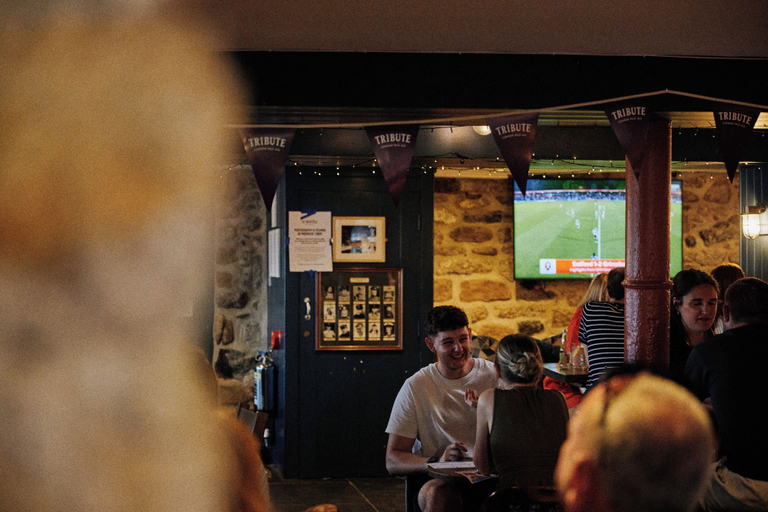 Food & Drinks 4, Lifeboat Inn, Cornwall