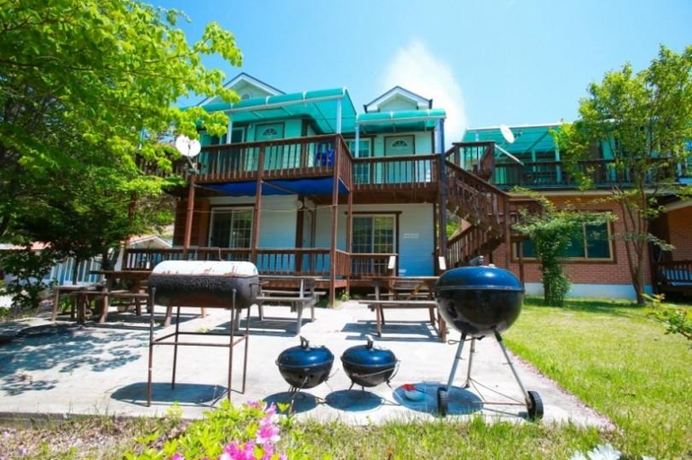 Exterior & Views 1, Inje Misong Pension, Inje