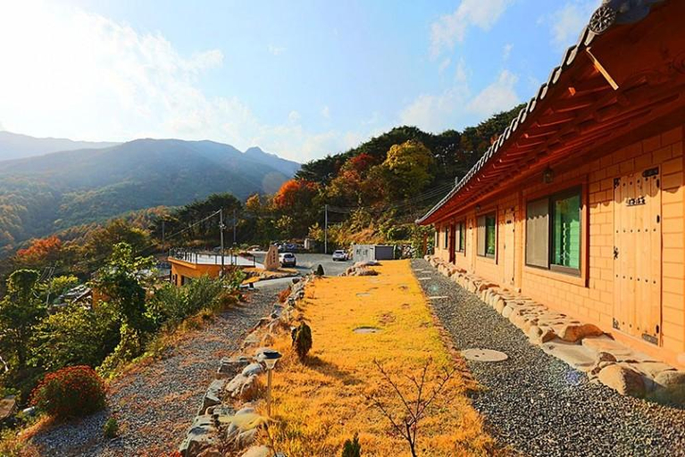 Others 2, Hapcheon Gayasan Hwangtomaeul Pension, Hapcheon