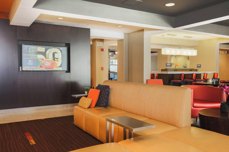 Public Area 2, Courtyard By Marriott Flint, Genesee