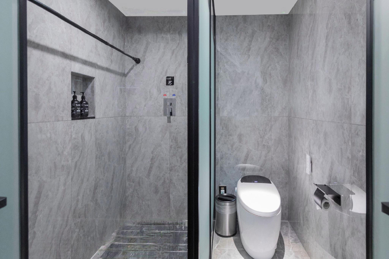 Bathroom, Huiyuan Jinjiang International Hotel, Xi'an