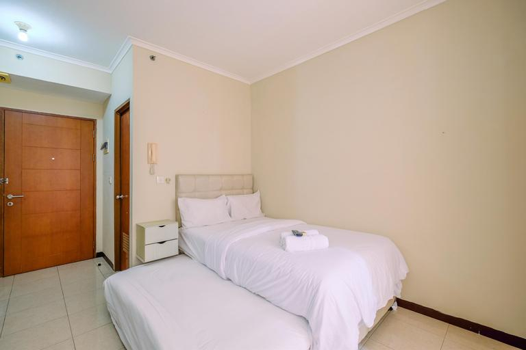 Bedroom 2, Simply Look Studio Room at Maple Park Sunter Apartment, North Jakarta