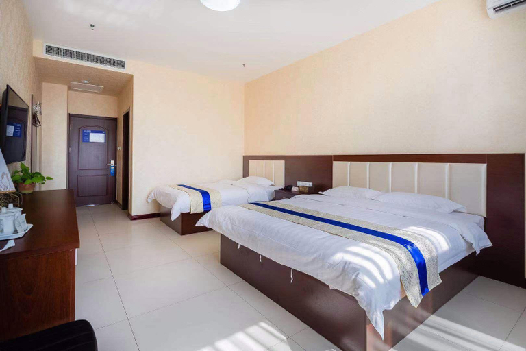 Bedroom 4, Zhongtian Business Hotel, Baoding