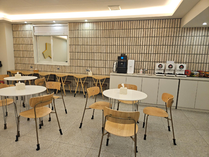 Food & Drinks 4, Sacheon No. 25 Sacheon Suseok Branch, Sacheon