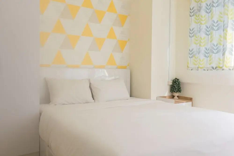 Bedroom, Comfort 2Br Apartment at Meikarta, Cikarang