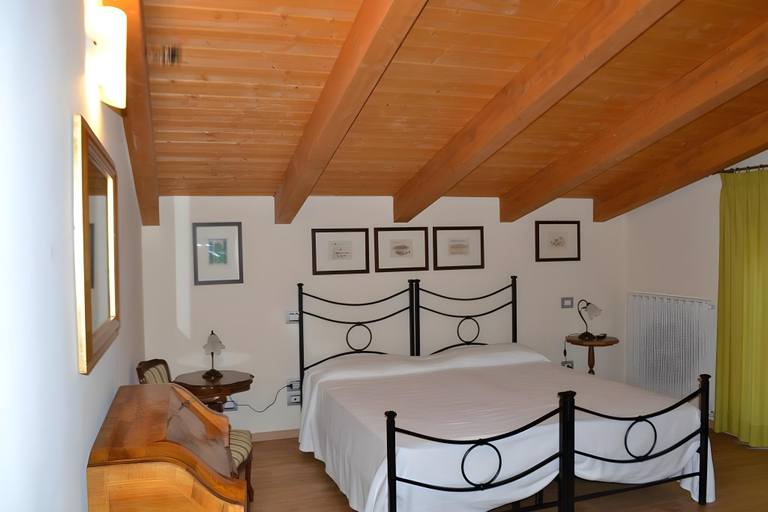 Bedroom 2, B&B Spring, Perugia