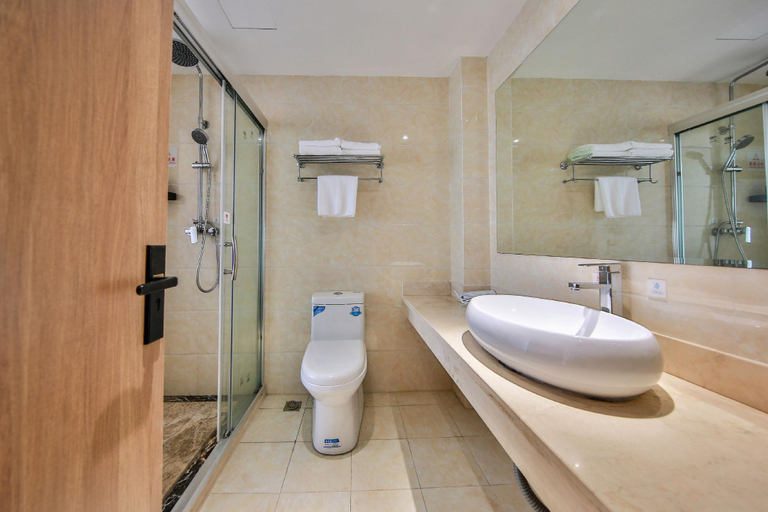 Bathroom 3, GreenTree Inn, Zhoushan