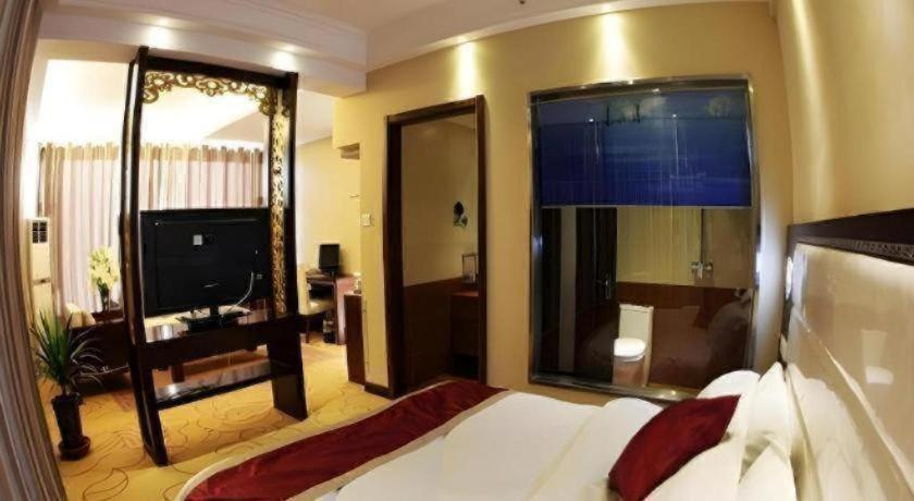 Bedroom 2, Dunhuang Dunhe Hotel, Jiuquan
