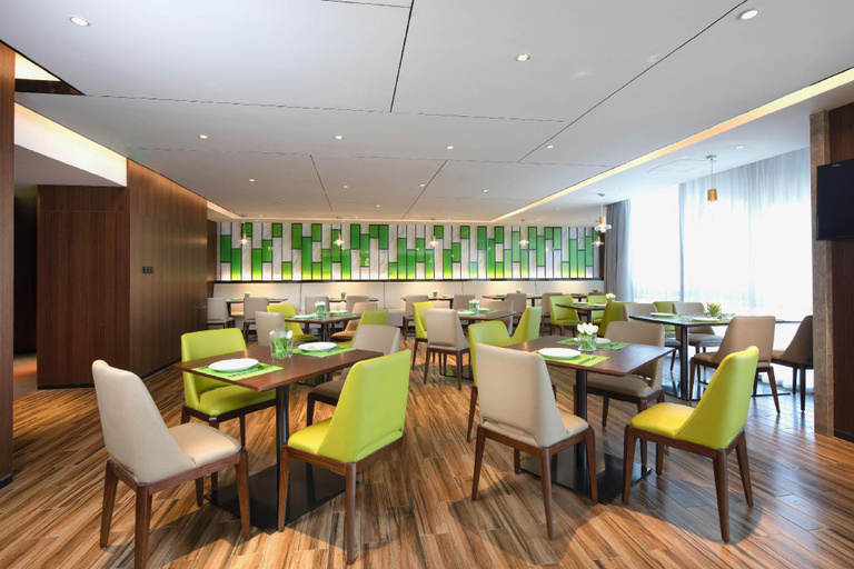 Food & Drinks 4, Hampton by Hilton Suning Plaza Suqian, Suqian