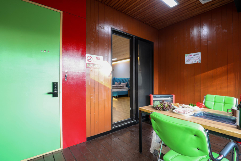 Others 4, Namyangju Le Mer Pension, Gapyeong