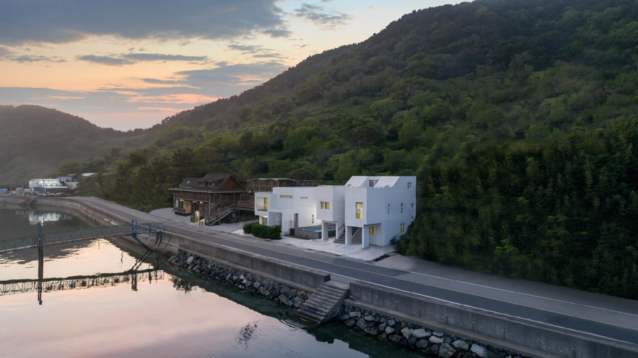 Others 2, Tongyeong Island Village House Pension, Tongyeong