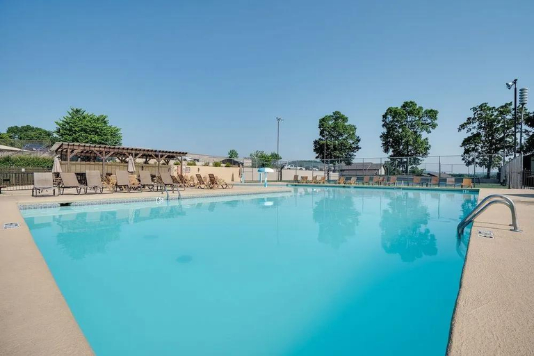4, Bunker Ridge Rendezvous - Branson - Condo in Pointe Royale, Taney