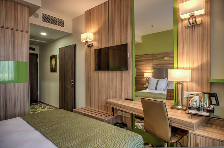Bedroom 2, Holiday Inn PLOVDIV by IHG, Plovdiv