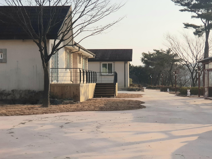 Exterior & Views 4, Gyeongju Pacific Pension, Gyeongju