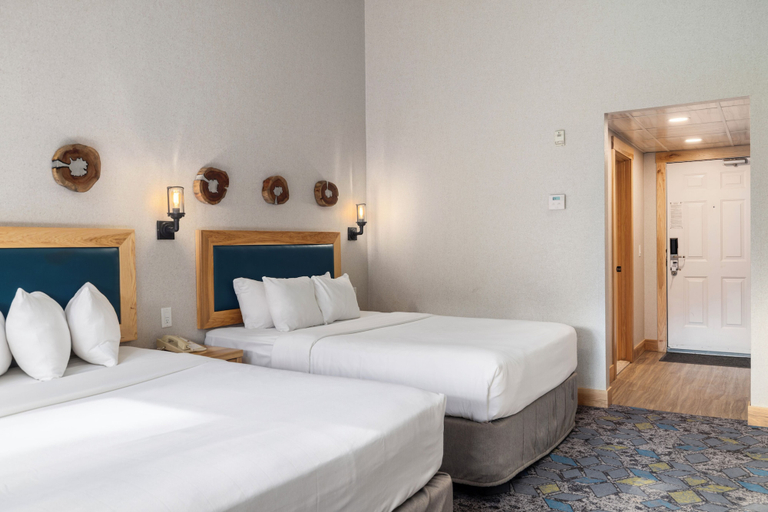 Bedroom 3, Tunnel Mountain Resort, Division No. 15
