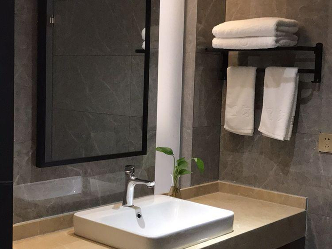 Bathroom 3, XINGHE HOTEL, Jiaxing